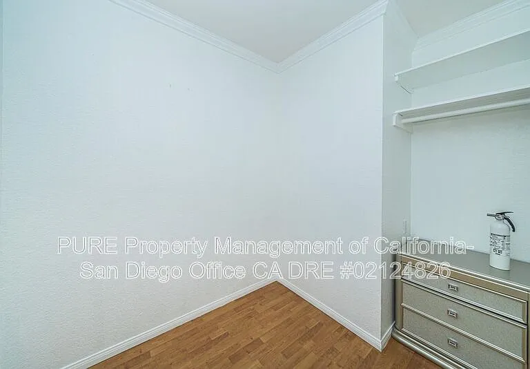 7525 Jerez Ct #H — Photo 24