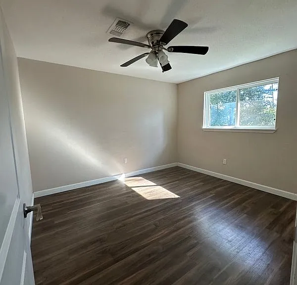 6838 Apona St — Photo 13
