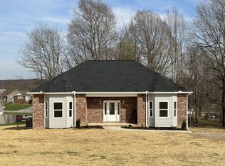 234 John Henry Rd, Westmoreland, TN 37186