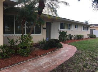 4407 Buchanan St, Hollywood, FL 33021