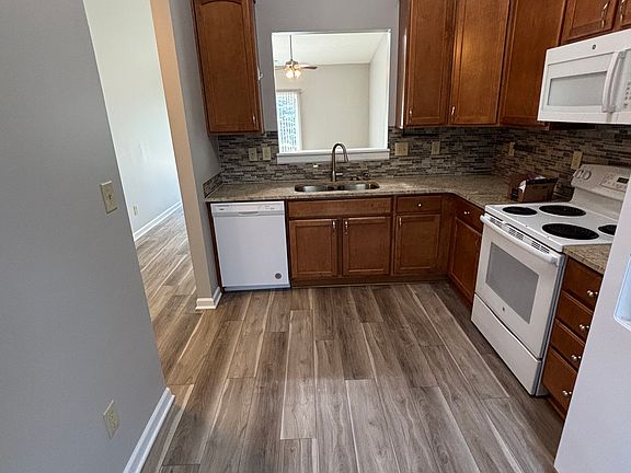 5th image of 16981 S Burntwood Way