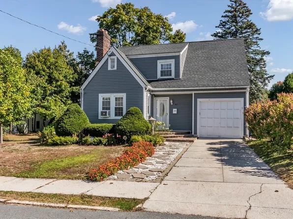 42 Durso Ave, Lawrence, MA 01843