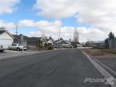 3rd image of 14226 Rosewood Dr