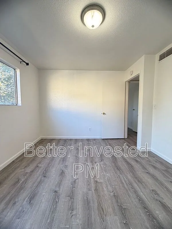 2 bed, 1.0 bath, 750 sqft, $1,450 — Photo 3