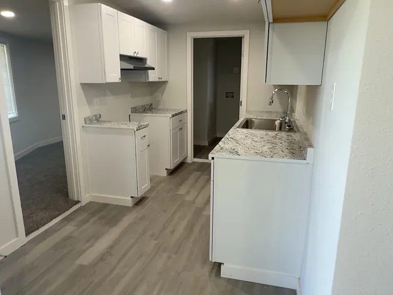 1095 Salmon Ave #1 — Photo 2