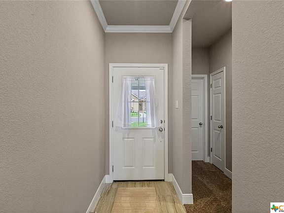 5th image of 611 Green Mesa Dr