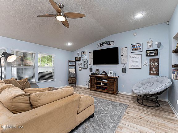 2nd image of 11288 Martin Lakes Dr N