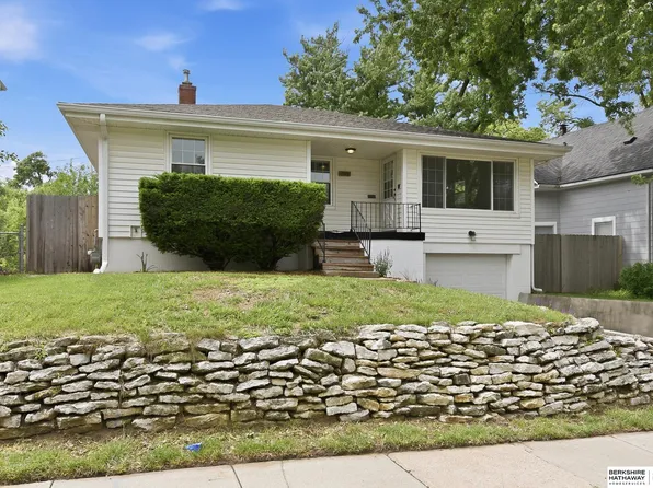 2528 N 62nd St, Omaha, NE 68104
