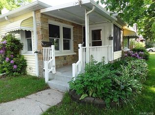 1765 Saint Clair River Dr, Algonac, MI