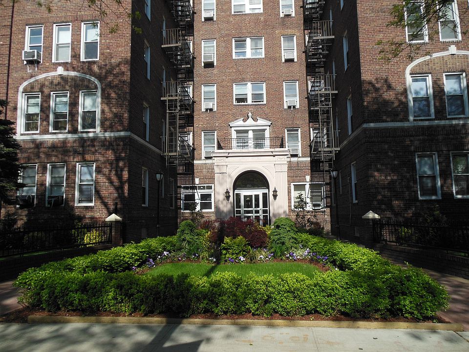 1st image of 763 Ocean Pkwy APT 5H