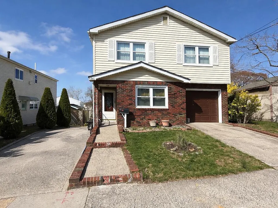 340 Fanning St