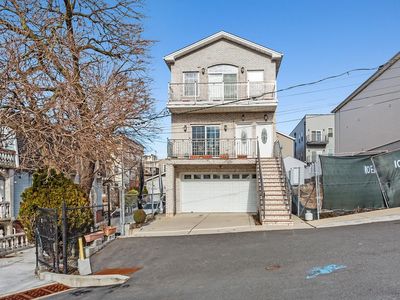 11 Elm St, Jersey City, NJ, 07306