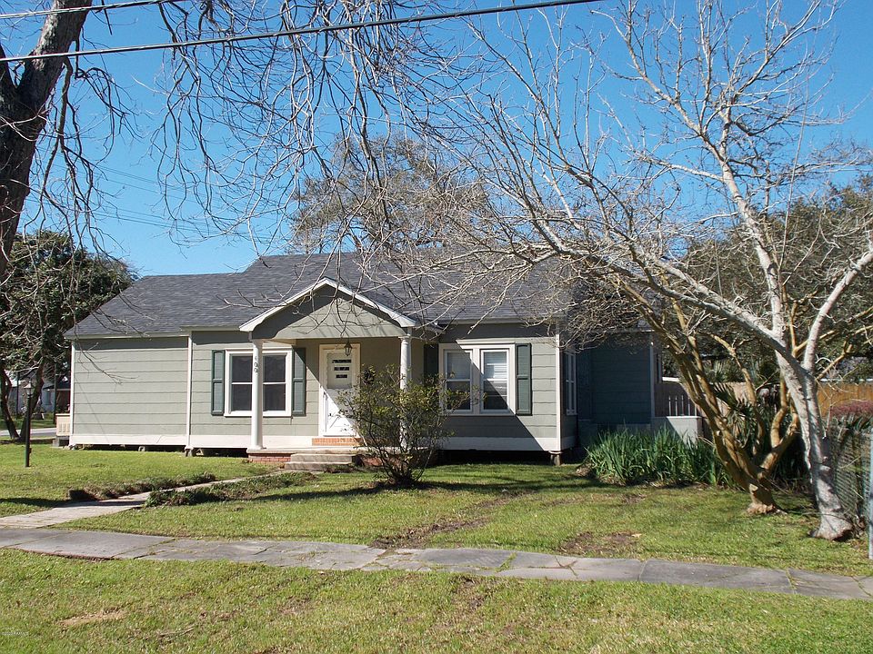 1st image of 400 Church Ave