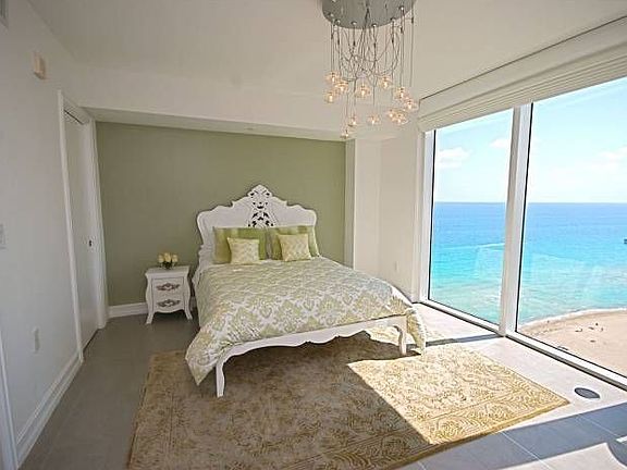 5th image of 17201 Collins Ave APT 2103