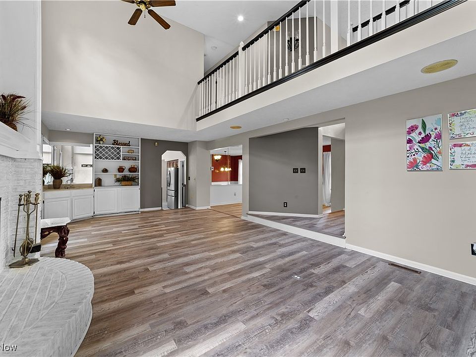 14914 Regency Dr, Strongsville, OH 44136 | Zillow