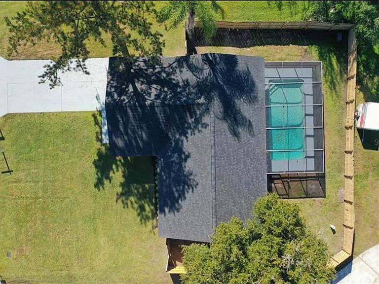 822 E Flag Ln — Photo 16