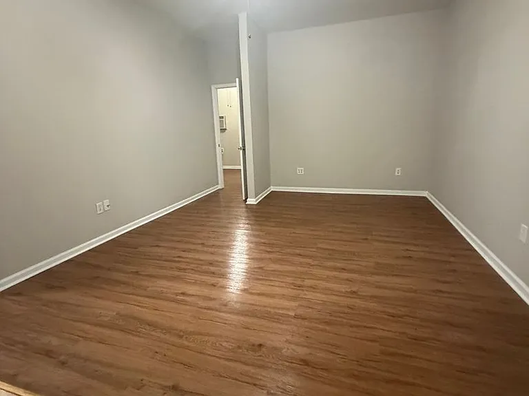 9 Sunset Ave — Photo 7