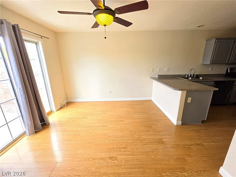 408 Roman Tree Ct — Photo 9