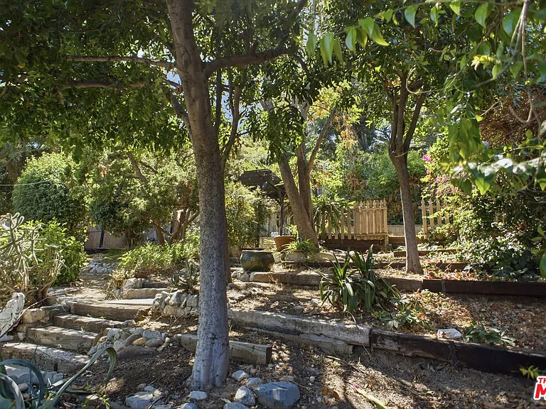 4867 Wiota St — Photo 15
