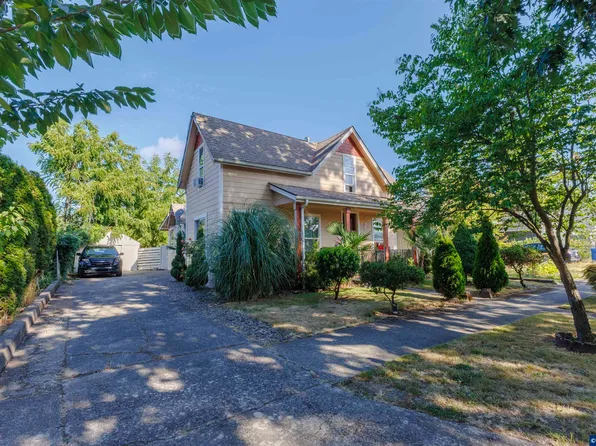 1329 Baker St NE, Salem, OR 97301