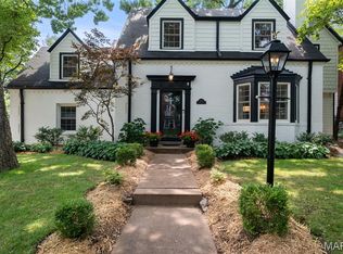 8154 Stanford Ave, Saint Louis, MO 63130