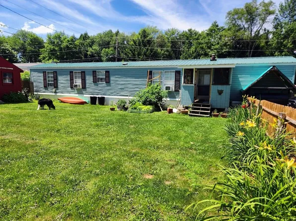 97 Center Trailer Park Road, Waterbury, VT 05676