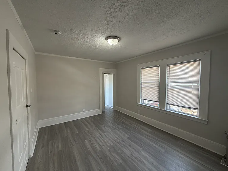 28-30 Kenmore Ave #2L — Photo 6