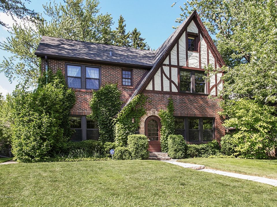 1st image of 461 Orchard Ln