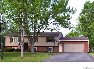 27 Van Renssalaer St, Seneca Falls, NY 13148