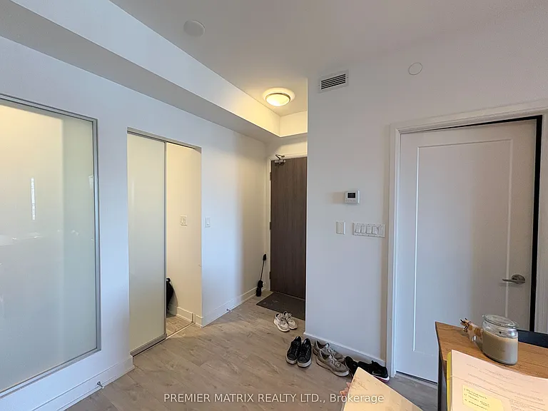576 Front St W #1002 — Photo 1