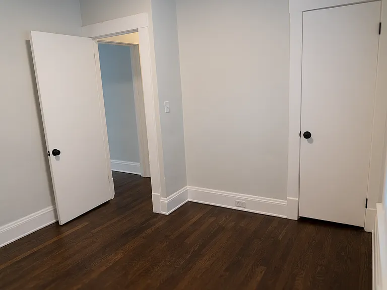 10122 Adelaide Ave — Photo 5