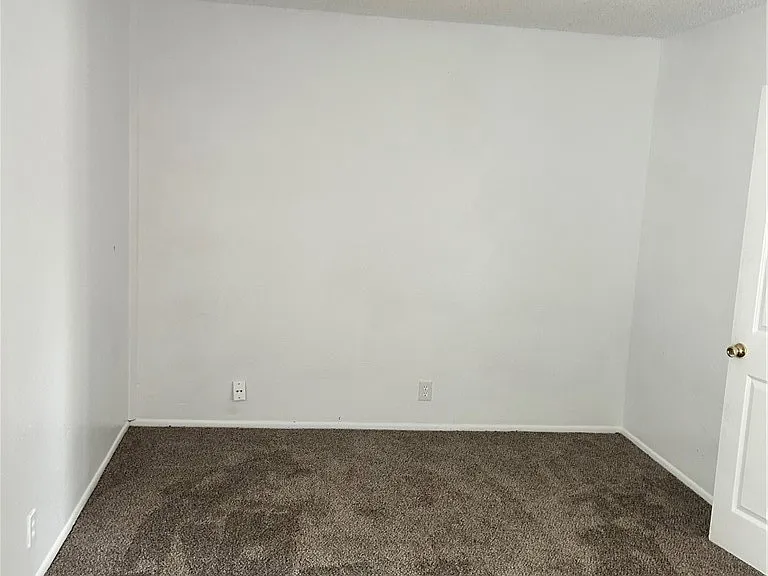 7303 Exeter St #212 — Photo 9