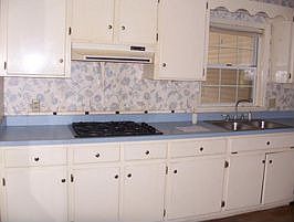 2nd image of 1033 N Broad St