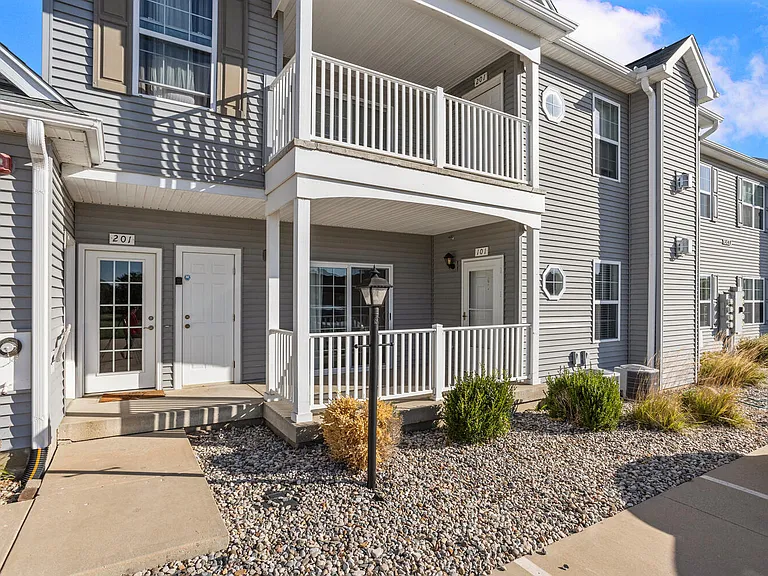 3048 E Stillwater Lndg #1-101 — Photo 4