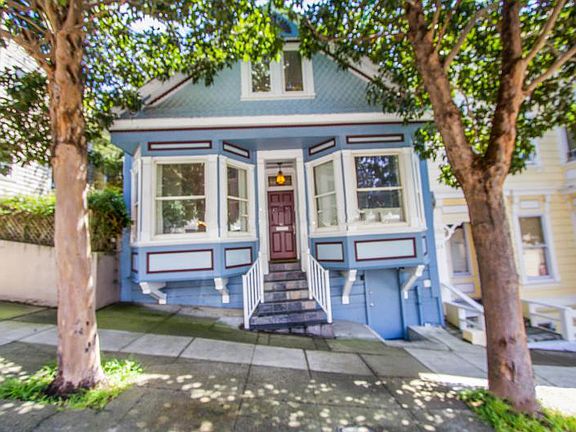 5th image of 17 Hattie St