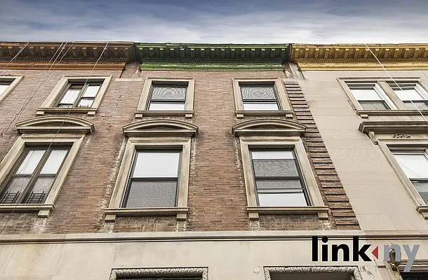 Rented by Link NY Realty | media 41