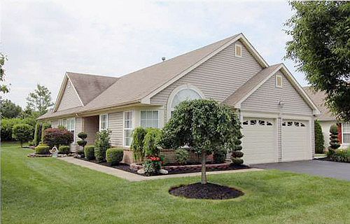 1st image of 3016 Fieldcrest Ln