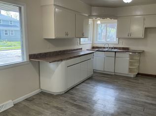 5113 N 39th St, Milwaukee, WI 53209