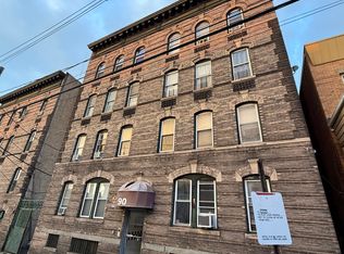 90 Lake St APT 6, Jersey City, NJ 07306