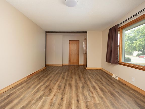 3rd image of 407 Fillmore St