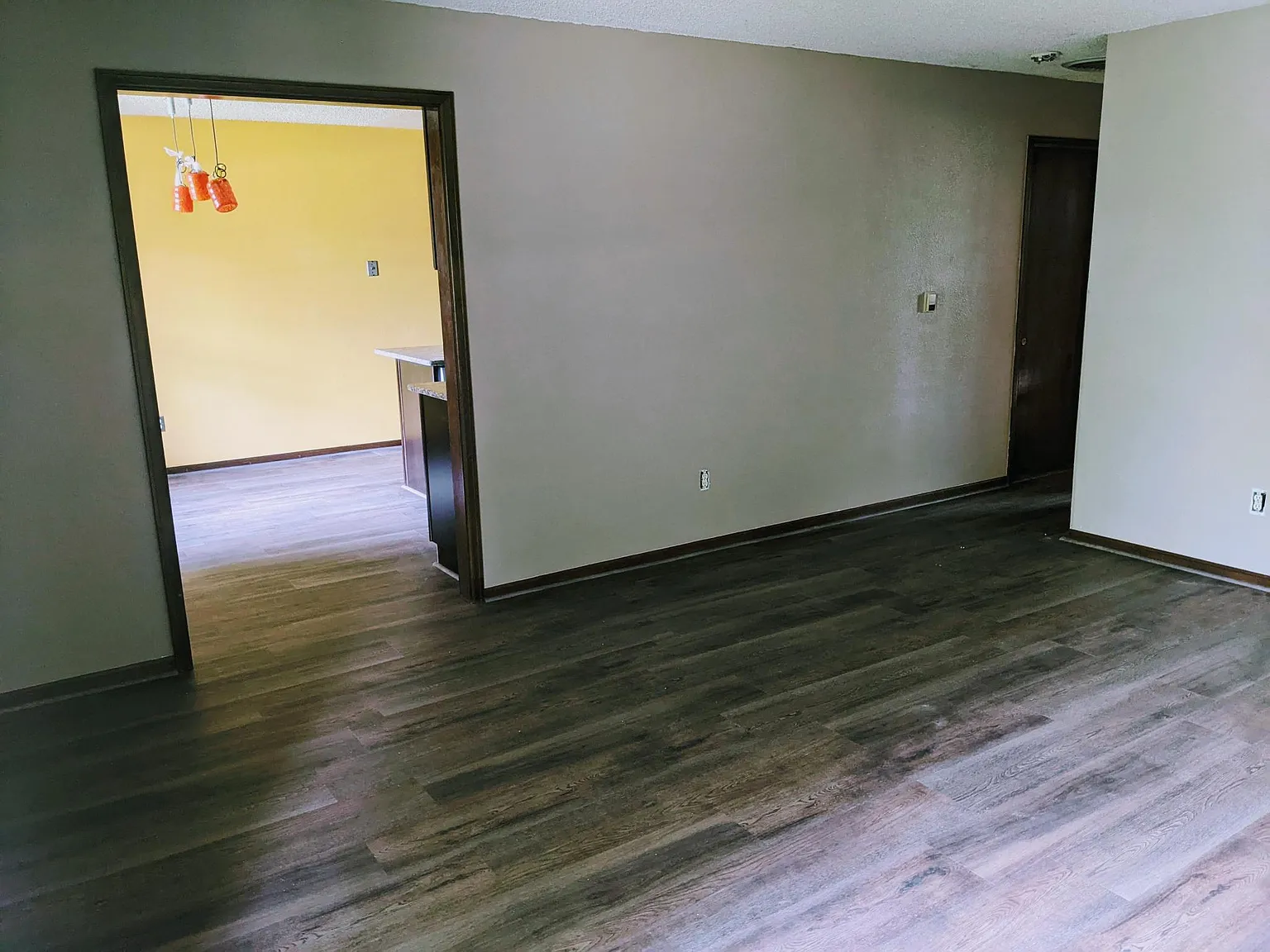 2 bed, 1418 sqft, $2,500 — Photo 3