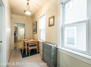 1827 N Warren Ave UNIT 1A, Milwaukee, WI