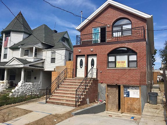 4th image of 763 N Oak Dr