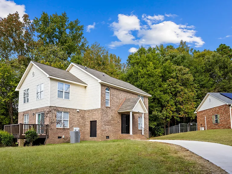 7903 Impala Ln — Photo 11