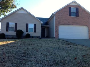 1929 Fieldstone Dr, Columbia, TN 38401