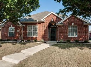 1873 Andress Dr, Carrollton, TX 75010