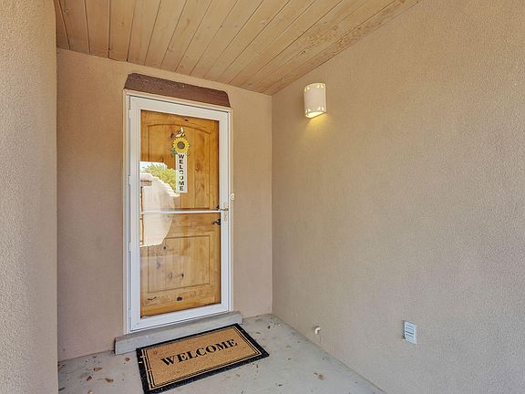 5th image of 5724 Rio Mimbres Rd NE