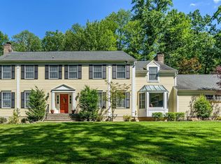 3 Country Ln, Califon, NJ 07830