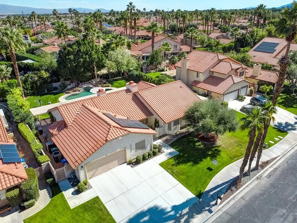 39490 Regency Way — Photo 3
