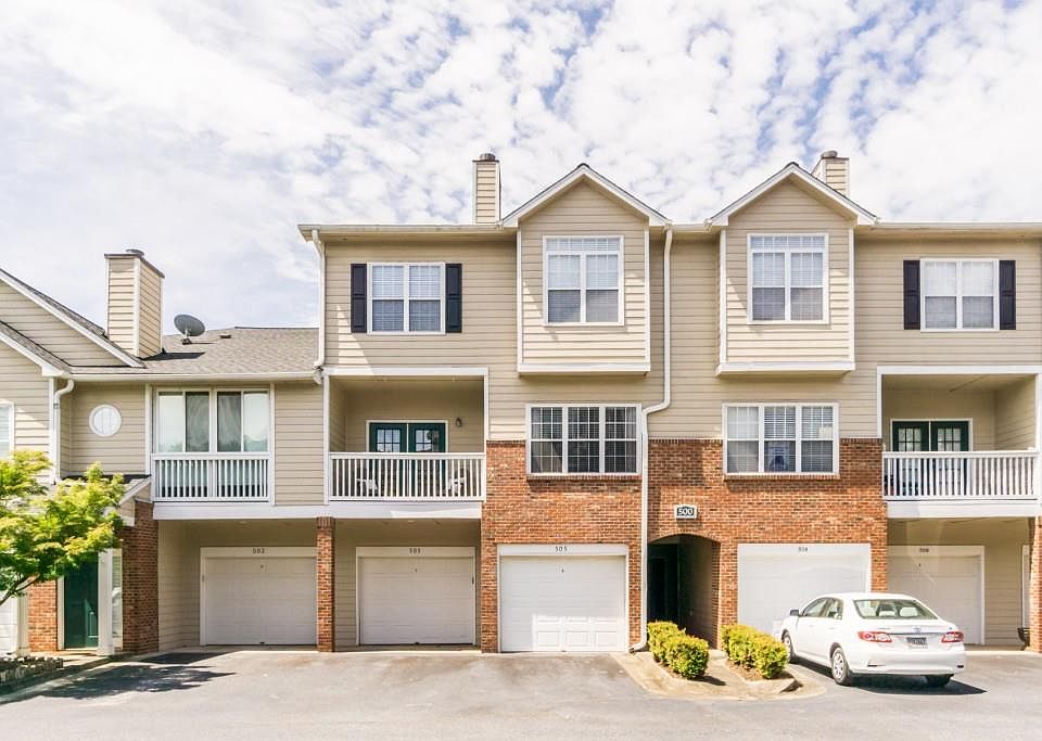 1st image of 505 Vinings Forest Ct SE